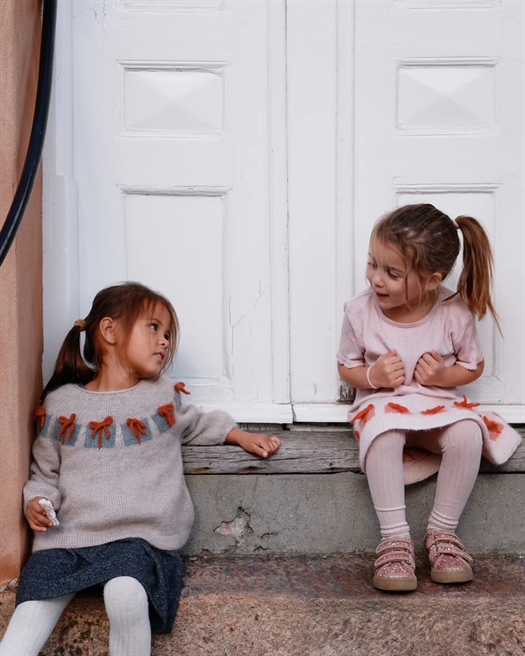 JULEMORGEN TUNIKA - BARN fra Knitting for Olive